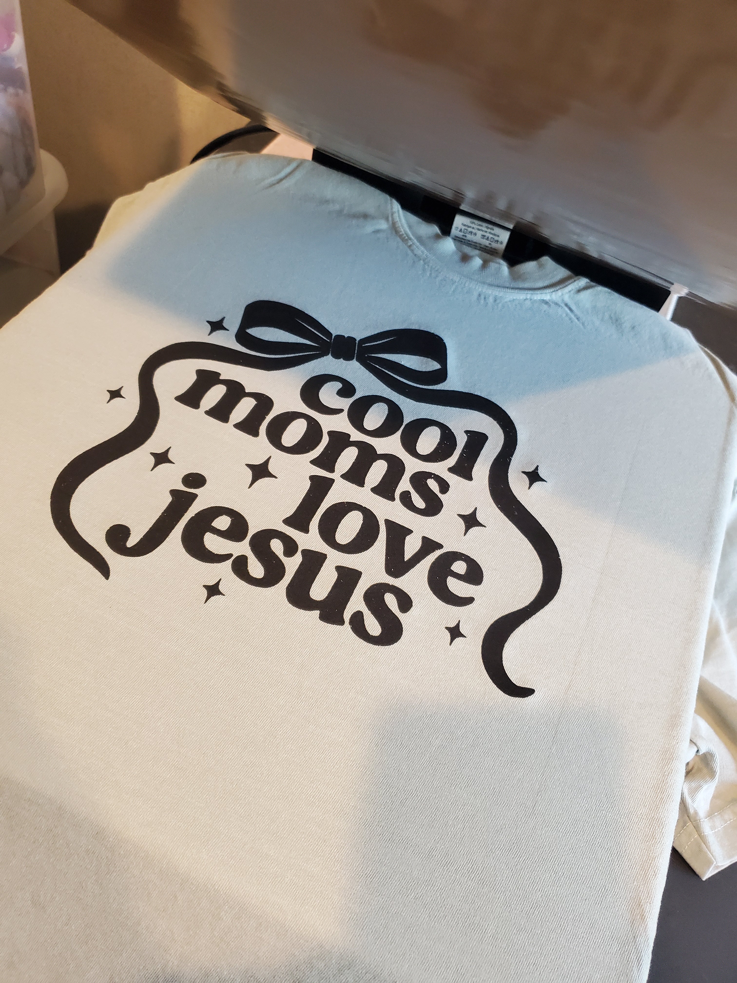 Cool Moms Love Jesus